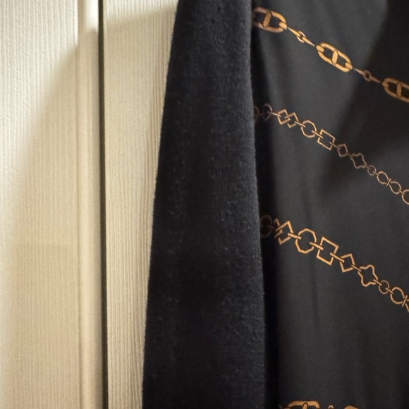 Ann Taylor Black Cardigan with  Gold Chain Design Size M - Picture 2 of 12